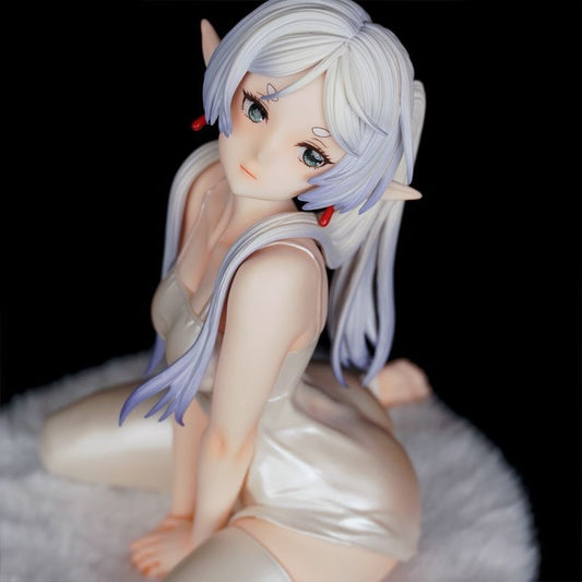 +1 Anime Frieren Anime Figure with Glossy Resin Eyes - 15cm Collectible Display Statue Anime Figure / Collectible Statue