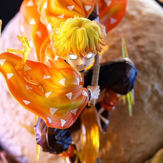 Demon Slayer: Kimetsu no Yaiba – Zenitsu Agatsuma Thunder Breathing Premium Statue with Mo anime collectible detail view 2