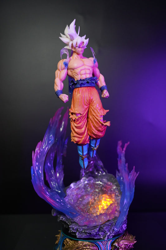 '+4 Anime Son Goku Ultra Instinct