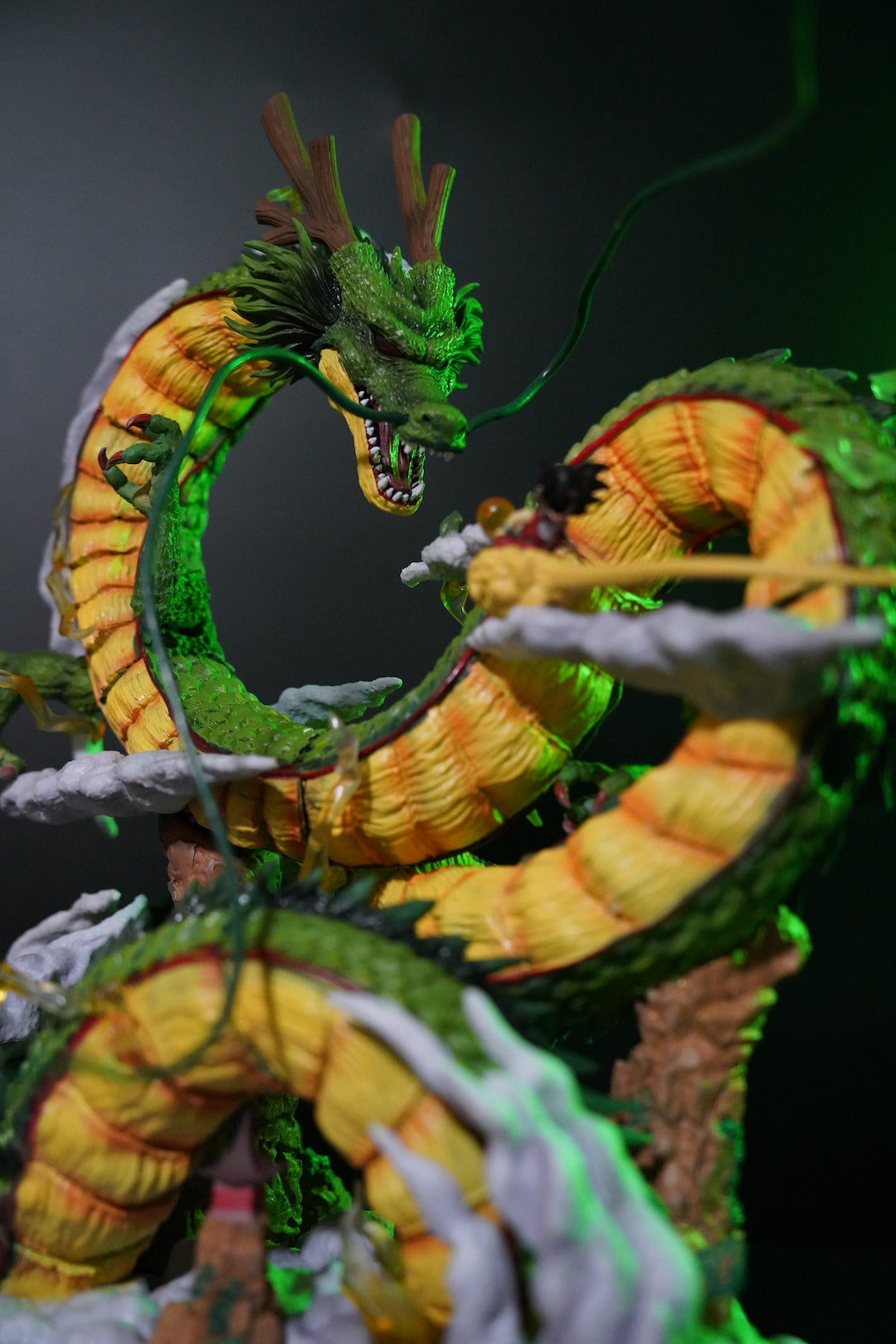 Dragon Ball Z Shenron Eternal Dragon Statue - Featuring Kid Goku on Flying Nimbus - Premiu anime collectible detail view 8