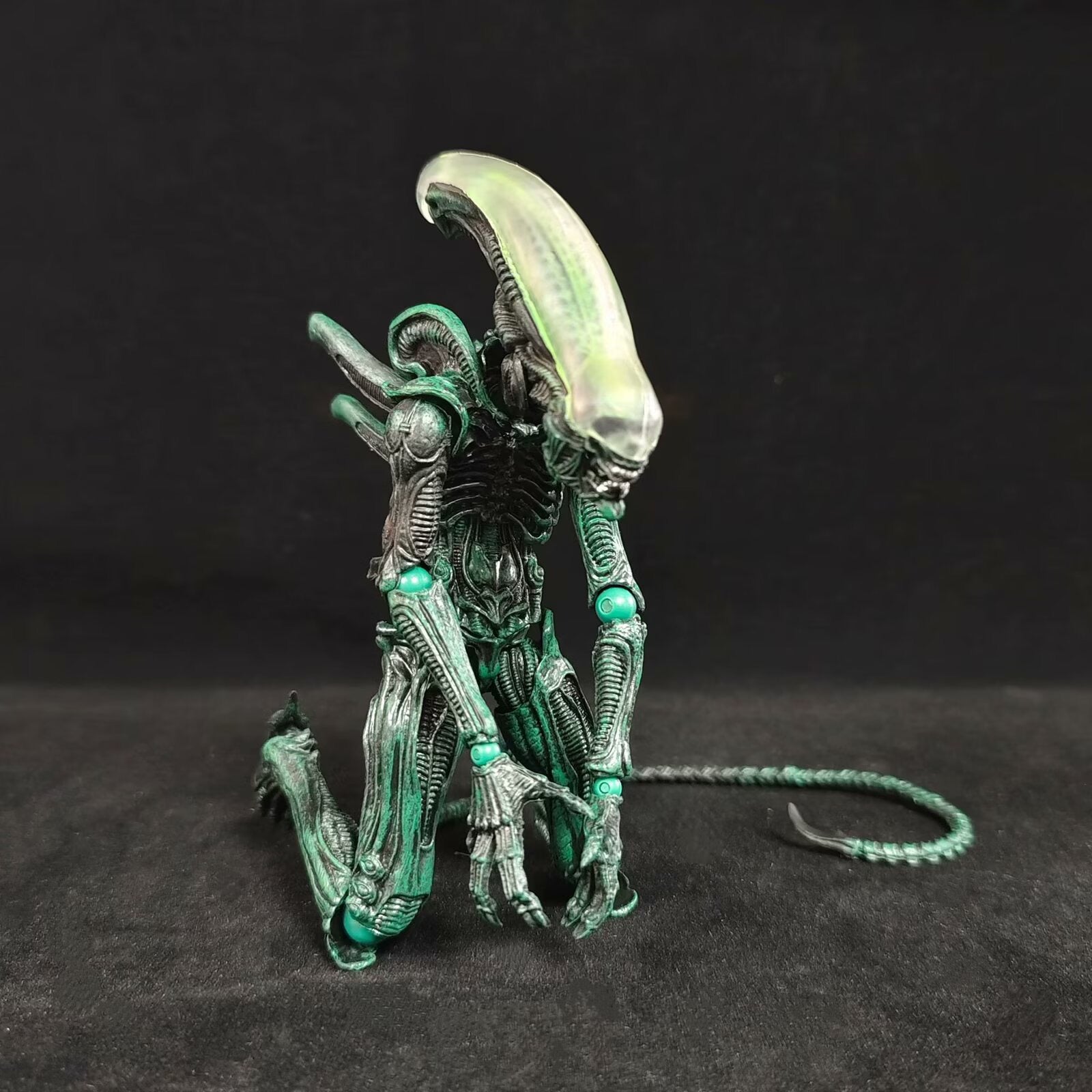 Alien SP 108 anime collectible detail view 5