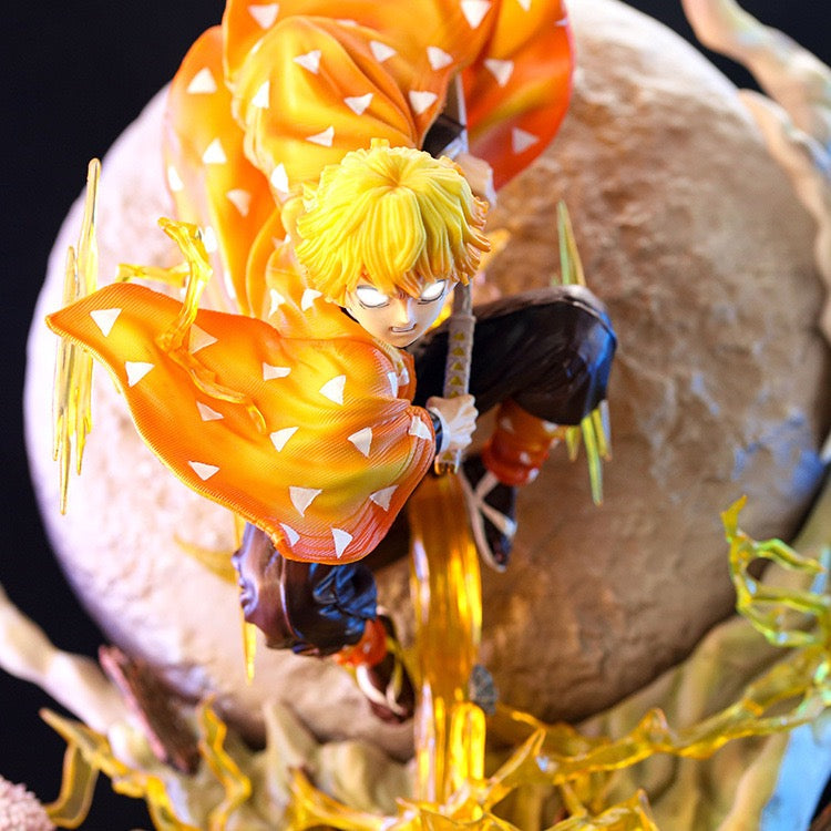 Demon Slayer: Kimetsu no Yaiba – Zenitsu Agatsuma Thunder Breathing Premium Statue with Mo anime collectible detail view 6