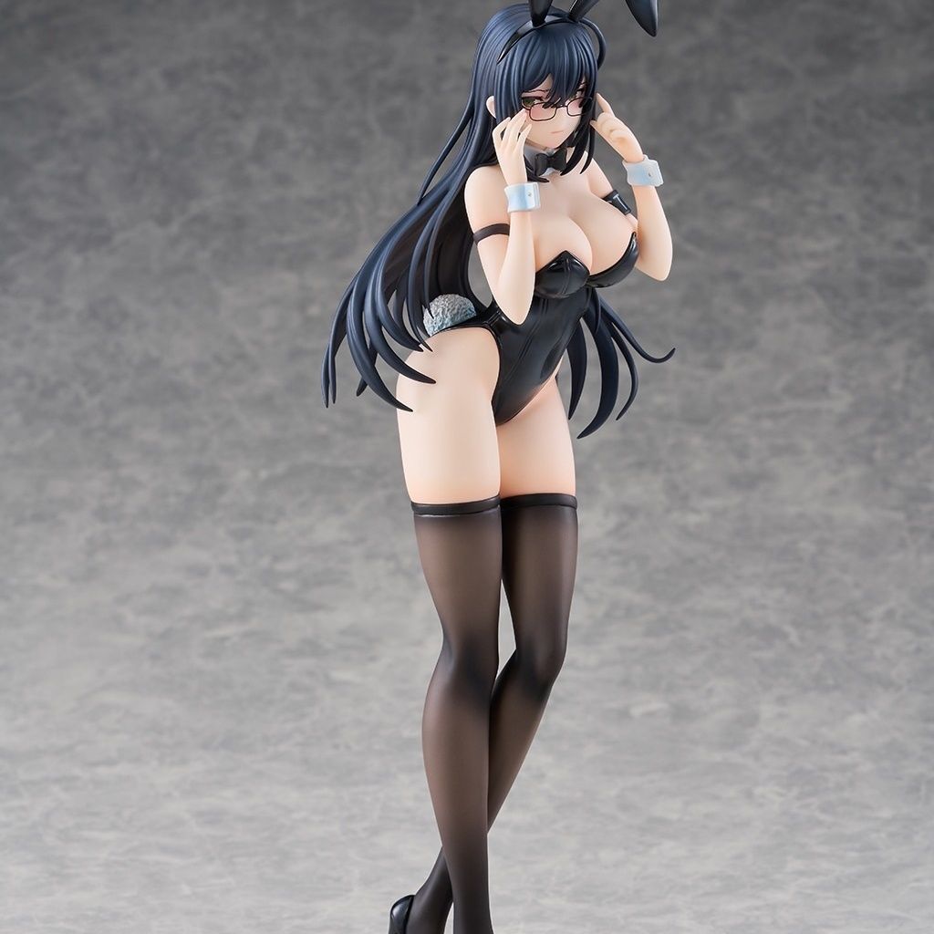 Black/White Bunny Aoi & Natsuya anime collectible detail view 5