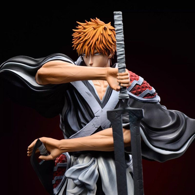 Ichigo statue upper body and sword detail
